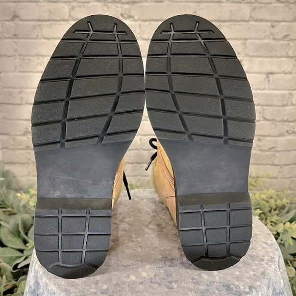 Yes We Vibe “Yellow Lotus” Cool Weather Cozy Lace-Up Combat Boots WMS 7M💛VGUC💛 - Picture 6 of 11